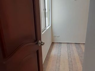 Foto 16 de VENTA DE CASA, GRAN INVERSION PARA RENTAR TIENE 3 PISOS INDEPENDIENTE