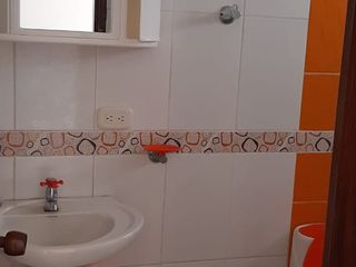 Foto 21 de VENTA DE CASA, GRAN INVERSION PARA RENTAR TIENE 3 PISOS INDEPENDIENTE