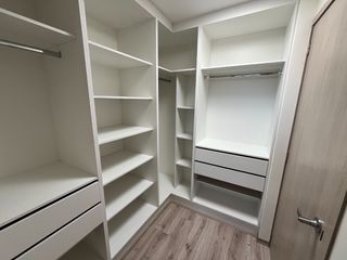 Foto 12 de SE VENDE CASA A ESTRENAR EN POMASQUI (240m2)
