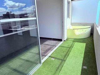 Foto 3 de Renta departamento moderno 2 cuadras de la Plaza de Cumbaya