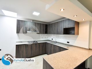 Foto 1 de Av. Remigio Crespo, Renta de Suite Privada ¡Por Estrenar!