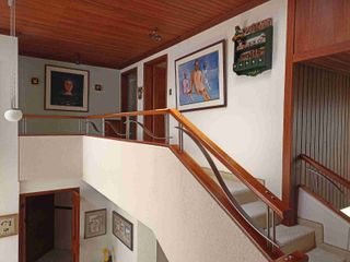 Foto 9 de Casa de venta en Miravalle 2, son 480 m2 de elegancia, confort y seguridad. $449.000