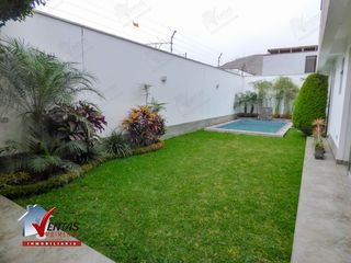 Foto 7 de VENTA DE CASA CON PISCINA EN EL SOL DE LA MOLINA