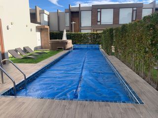 Foto 39 de Venta casa en Cumbayá santa Ines