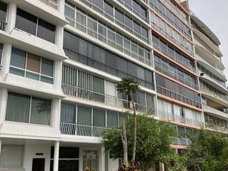 Foto 1 de Ancón - Vendo lindo departamento frente al mar - 196m2, 4 dorm. terraza, un estacionamiento. US$170,000.00