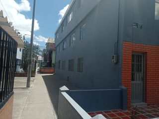 Foto 24 de SE VENDE EXCELENTE CASA ESQUINERA BARRIO OSPINA PEREZ