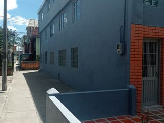 Foto 25 de SE VENDE EXCELENTE CASA ESQUINERA BARRIO OSPINA PEREZ