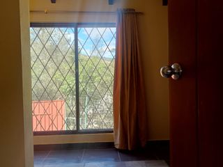Foto 14 de 💼 ¡OPORTUNIDAD ÚNICA PARA TU NEGOCIO EN POMASQUI! CASAS CON AMPLIOS ESPACIOS Y GRAN POTENCIAL COMERCIAL