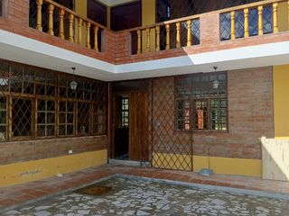 Foto 19 de 💼 ¡OPORTUNIDAD ÚNICA PARA TU NEGOCIO EN POMASQUI! CASAS CON AMPLIOS ESPACIOS Y GRAN POTENCIAL COMERCIAL