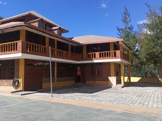 Foto 21 de 💼 ¡OPORTUNIDAD ÚNICA PARA TU NEGOCIO EN POMASQUI! CASAS CON AMPLIOS ESPACIOS Y GRAN POTENCIAL COMERCIAL