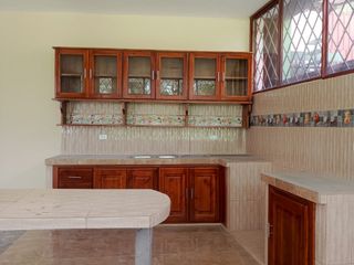 Foto 37 de 💼 ¡OPORTUNIDAD ÚNICA PARA TU NEGOCIO EN POMASQUI! CASAS CON AMPLIOS ESPACIOS Y GRAN POTENCIAL COMERCIAL