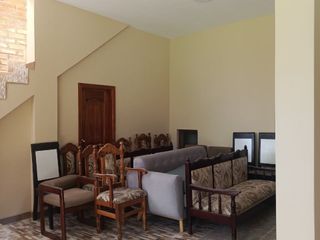 Foto 40 de 💼 ¡OPORTUNIDAD ÚNICA PARA TU NEGOCIO EN POMASQUI! CASAS CON AMPLIOS ESPACIOS Y GRAN POTENCIAL COMERCIAL