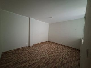 Foto 7 de SE ALQUILA LOCAL COMERCIAL CON EXCELENTE UBICACIÓN EN AVENIDA EL ALAMO.
