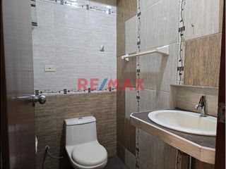 Foto 6 de Se Vende Casa Con Local Comercial En Sjl