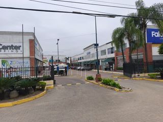 Foto 2 de Se arrienda local comercial en centro comercial Mix Center