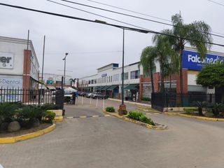 Foto 5 de Se arrienda local comercial en centro comercial Mix Center