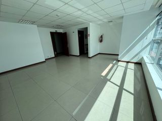 Foto 4 de Oficina de arriendo Sector La Carolina Cerca a la PLaza Argentina