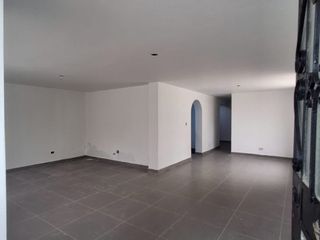 Foto 10 de Alquiler Local En Cercado, Limite Pueblo Libre Y Breña