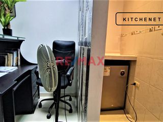 Foto 8 de Alquiler De Oficina Amoblado O Sin Amoblar 53M2 Piso 3 Galeria La Once Lima