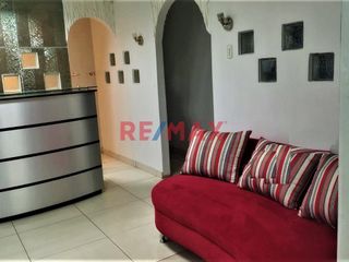 Foto 11 de Alquiler De Oficina Amoblado O Sin Amoblar 53M2 Piso 3 Galeria La Once Lima