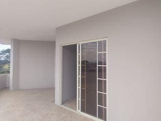 Foto 5 de Vendo Espectacular casa en zona residencial de Machala