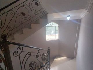 Foto 35 de Vendo Espectacular casa en zona residencial de Machala