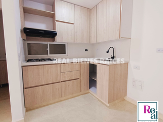 Foto 1 de Apartamento Para Arriendo en 4° Piso con Ascensor