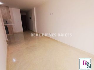 Foto 6 de Apartamento Para Arriendo en 4° Piso con Ascensor