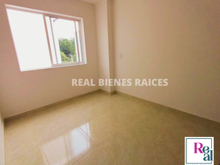 Foto 9 de Apartamento Para Arriendo en 4° Piso con Ascensor
