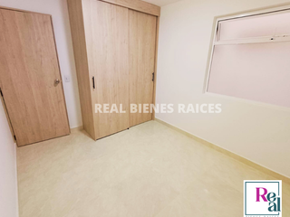 Foto 13 de Apartamento Para Arriendo en 4° Piso con Ascensor