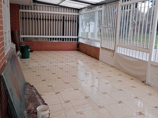 Foto 11 de ARRIENDO CASA MAS BODEGA - NORMANDIA - BOGOTA