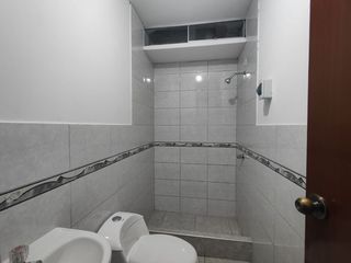 Foto 4 de ALQUILER DEPARTAMENTO EN ATE - CERCA A OVALO SANTA ANITA