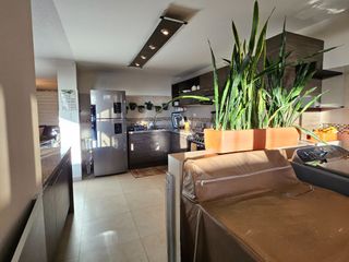 Foto 16 de Tumbaco, Sector Av Universitaria, arriendo Casa Esquinera Amoblada