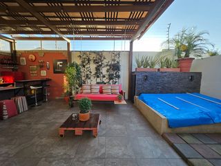 Foto 18 de Tumbaco, Sector Av Universitaria, arriendo Casa Esquinera Amoblada