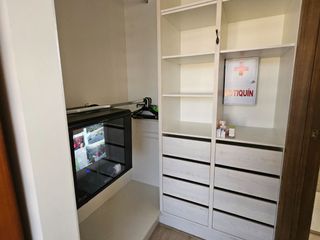 Foto 32 de Tumbaco, Sector Av Universitaria, arriendo Casa Esquinera Amoblada