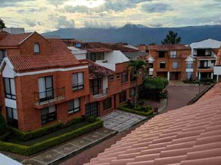 Foto 1 de VENDO HERMOSA CASA EXCELENTE UBICACIÓN EN FUSAGASUGA