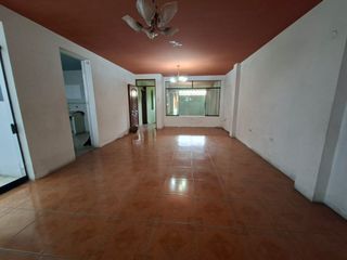 Foto 2 de SE ALQUILA LOCAL COMERCIAL CON EXCELENTE UBICACIÓN EN AVENIDA EL ALAMO- PRIMER PISO