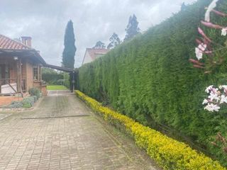 Foto 3 de Elegante villa en venta con 1.500m2T sector San Joaquín