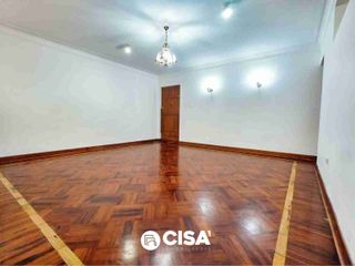 Foto 6 de ¡Vive en Miraflores, a pasos del malecón y a un precio Inigualable, 140 m2 | $150,000