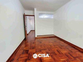 Foto 17 de ¡Vive en Miraflores, a pasos del malecón y a un precio Inigualable, 140 m2 | $150,000
