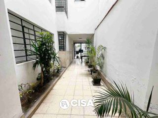 Foto 34 de ¡Vive en Miraflores, a pasos del malecón y a un precio Inigualable, 140 m2 | $150,000