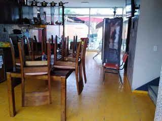 Foto 10 de Casa como terreno en esquina de 1,177.84 m² – Trujillo, La Libertad