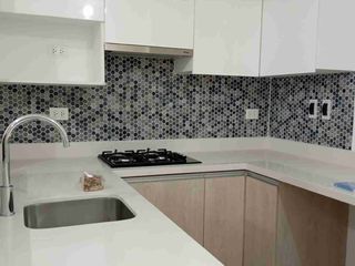 Foto 3 de Alquiler Moderno Departamento de Estreno Miraflores -Surquillo