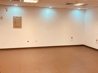 Foto 4 de SE VENDE OFICINA 87m2. SAN ISIDRO