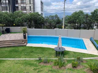 Foto 11 de Departamento de renta completamente amoblado en Cumbaya, 2 dorms, edificio con amplias áreas comunales, piscina.