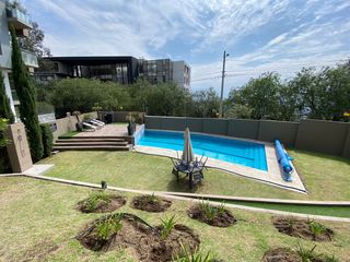 Foto 12 de Departamento de renta completamente amoblado en Cumbaya, 2 dorms, edificio con amplias áreas comunales, piscina.