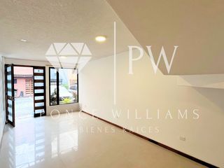 Foto 1 de 🏡 Casa en Venta en Intervalles – 3 Pisos, Dentro de Conjunto Privado