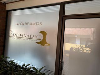 Foto 9 de centro comercial y profesional campanario