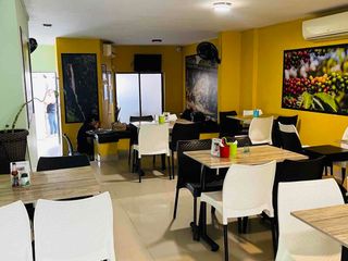 Foto 5 de Casa Comercial con Apto Independiente sobre la calle 7 en la Gaitana