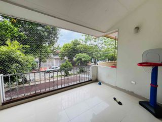 Foto 23 de Casa Comercial con Apto Independiente sobre la calle 7 en la Gaitana